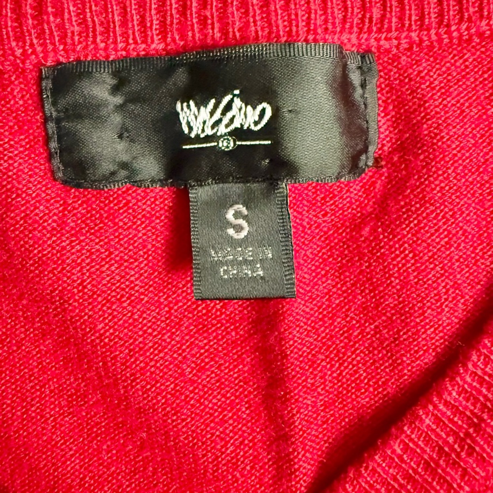 Target Mossimo Women’s Vibrant Red V-Neck Sweater - Picture 6 of 7